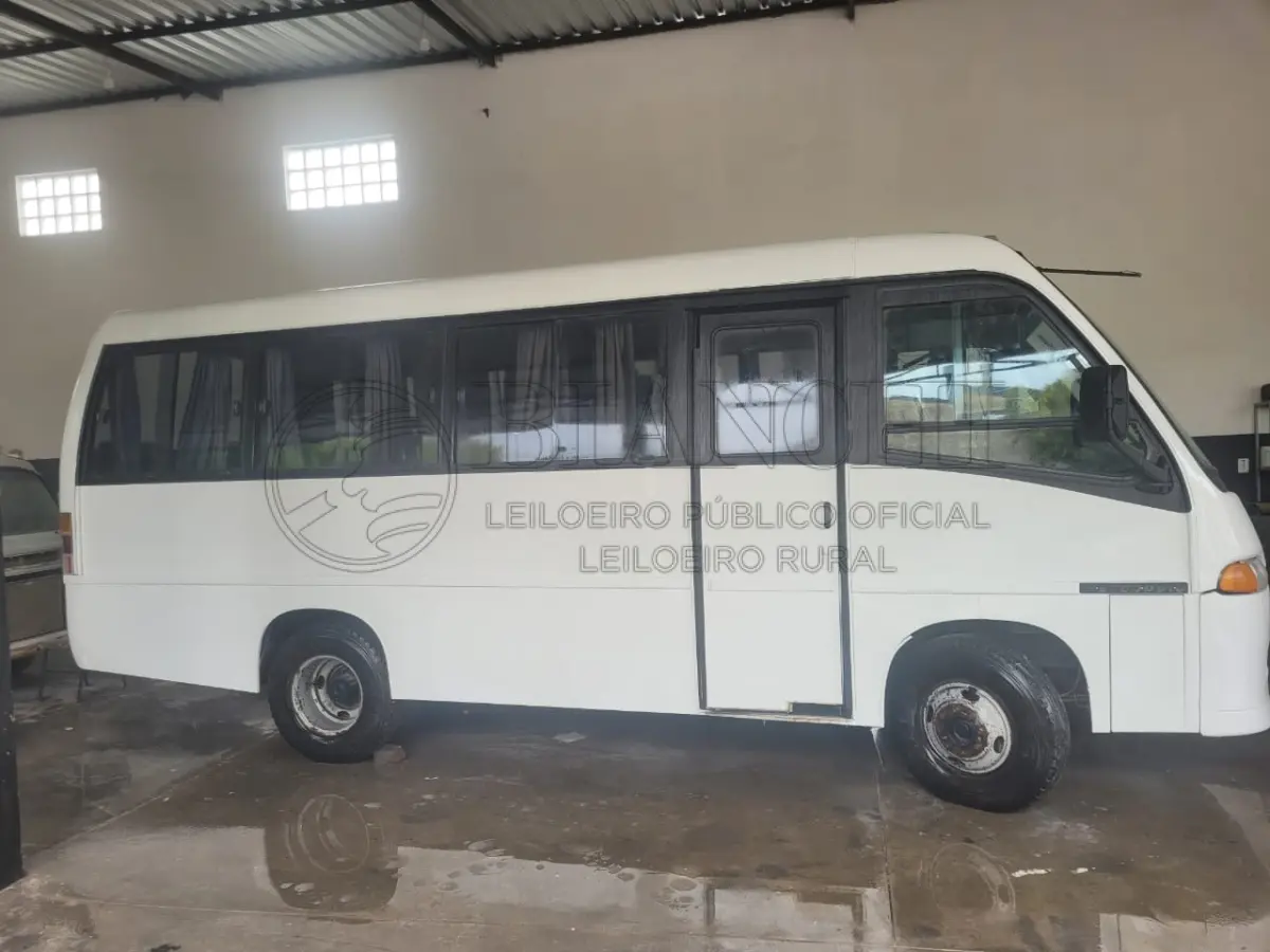 LOTE 038