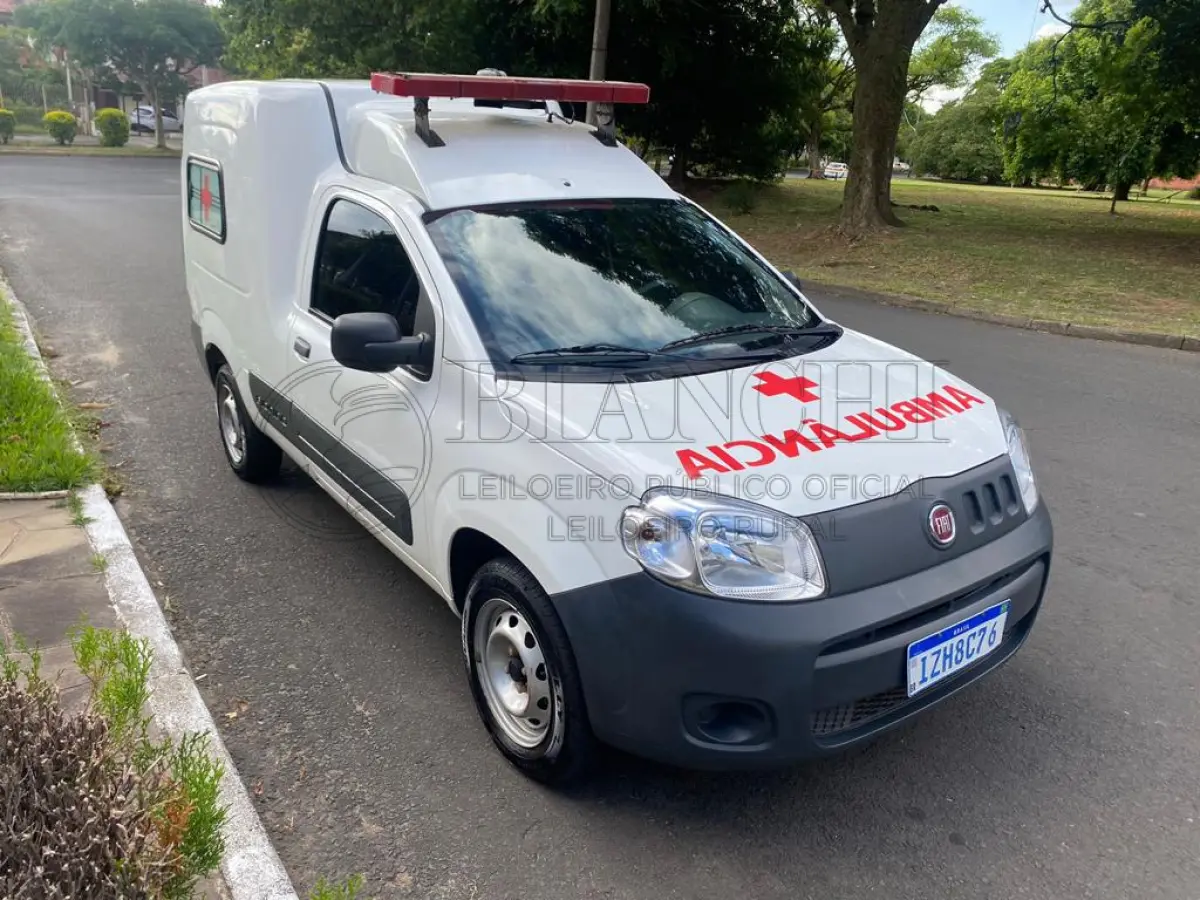 LOTE 009 - Veículo marca/modelo: FIAT/FIORINO UNITRANSAMB, Ano/modelo: 2019/2019, Placa: IZH8C76, Chassi: 9BD26512HK9130942, RENAVAM: 1192225675, Registrado em: PORTO ALEGRE, Tipo: Caminhonete, Cor: Branca, Espécie: Especial, Veículo está: Em circulação, Licenciamento válido até: 31/07/2023