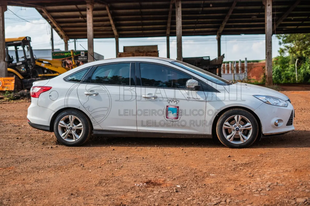 LOTE 001 - FORD FOCUS S AT 2.0 S  Ano/modelo: 2014/2014  Placa: IVJ2439