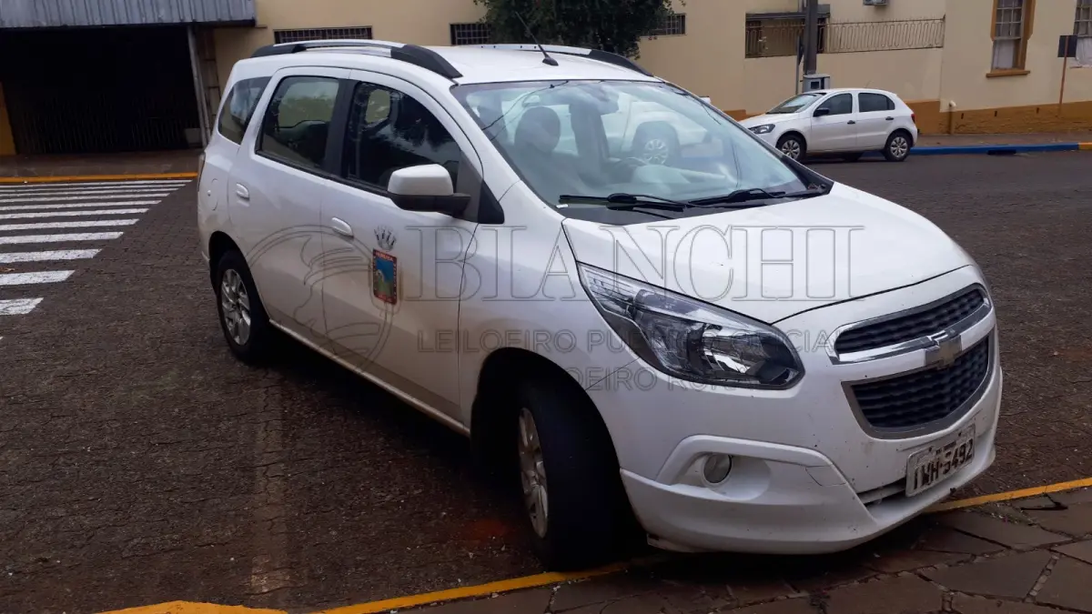 LOTE 012 - CHEV/SPIN 1.8L MT LTZ  Ano/modelo: 2014/2015  Placa: IWH5492  Chassi: 9BGJC75Z0FB137210  RENAVAM: 1036535468  Registrado em: IBIRUBA  Tipo: Automóvel  Cor: Branca  Espécie: Passageiro  Veículo está: Em circulação  Licenciamento válido até: 30/06/2024