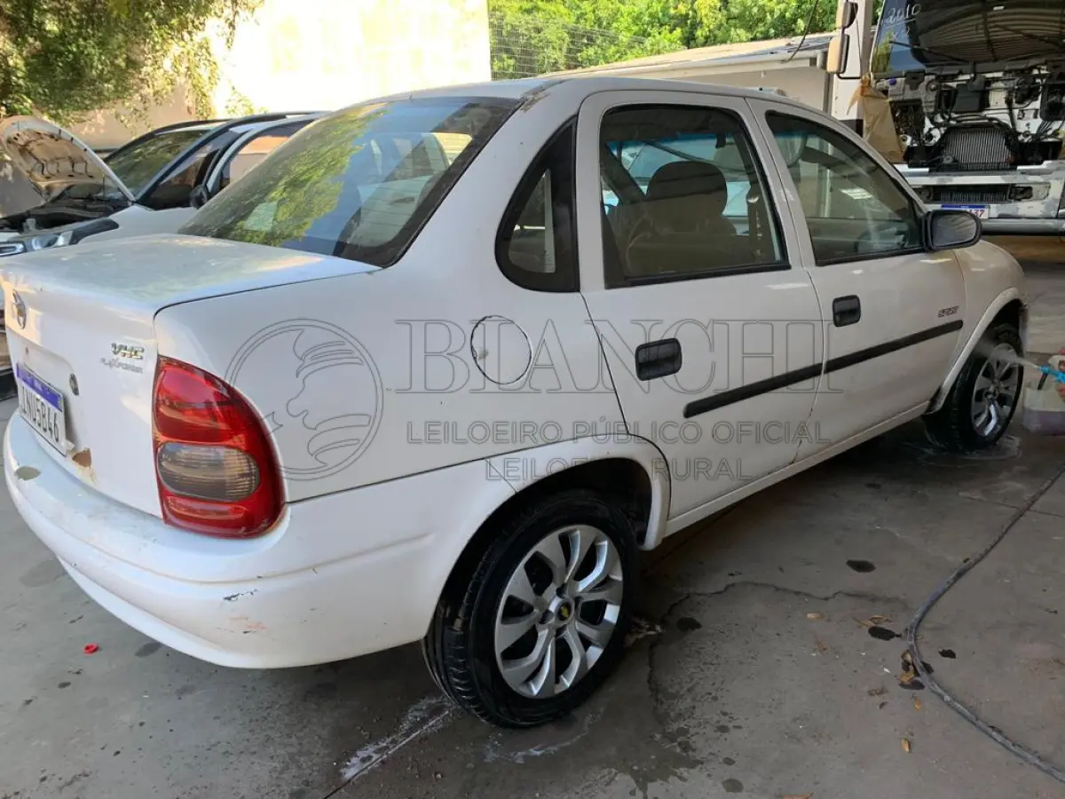 LOTE 004 - Veículo marca/modelo: GM/CLASSIC SPIRIT, Ano/modelo: 2007/2007, Placa: INU5B46, Chassi:9BGSN19907B247410, RENAVAM: 917671759, Tipo: Automóvel, Cor: Branca, Espécie: Passageiro, Veículo não está em circulação, Licenciamento válido até: 31/07/2023