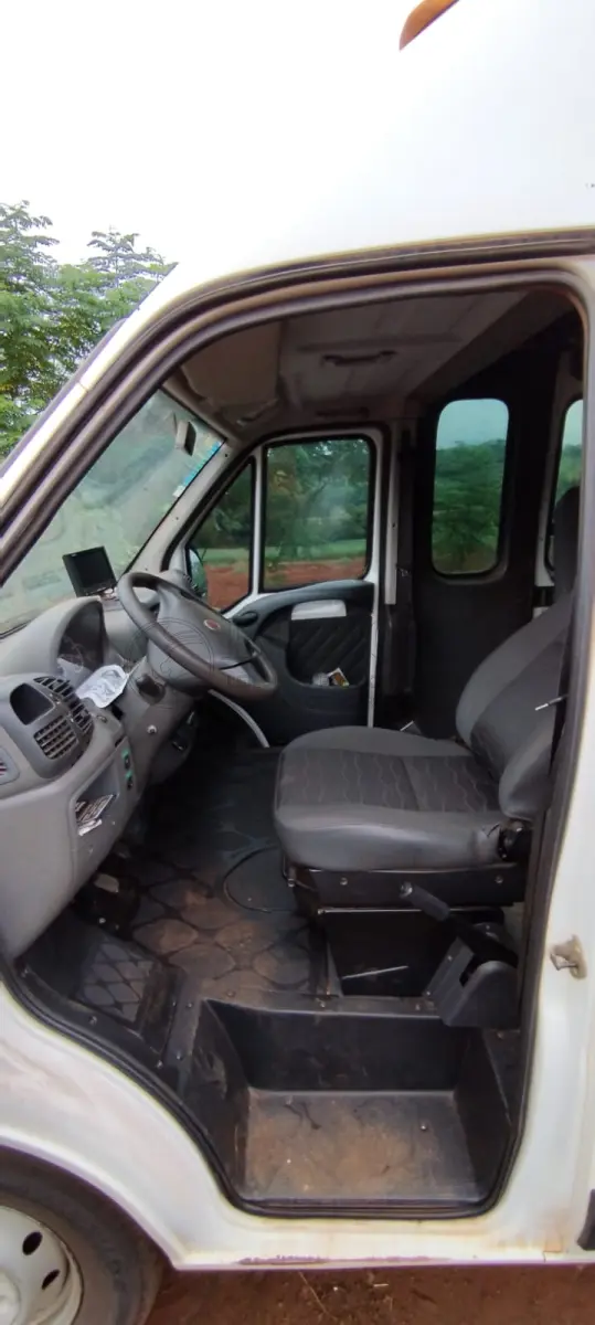 LOTE 001 - 01 Veículo marca/modelo: FIAT/DUCATO MC TCA MIC, Ano/modelo: 2016/2016, Placa: IXG3723, Chassi: 93W245H3RG2160075, RENAVAM: 1087282621, Registrado em: SETE DE SETEMBRO, Tipo: Microônibus, Cor: Branca, Espécie: Passageiro, Veículo está: Em circulação, Licenciamento válido até: 30/06/2024