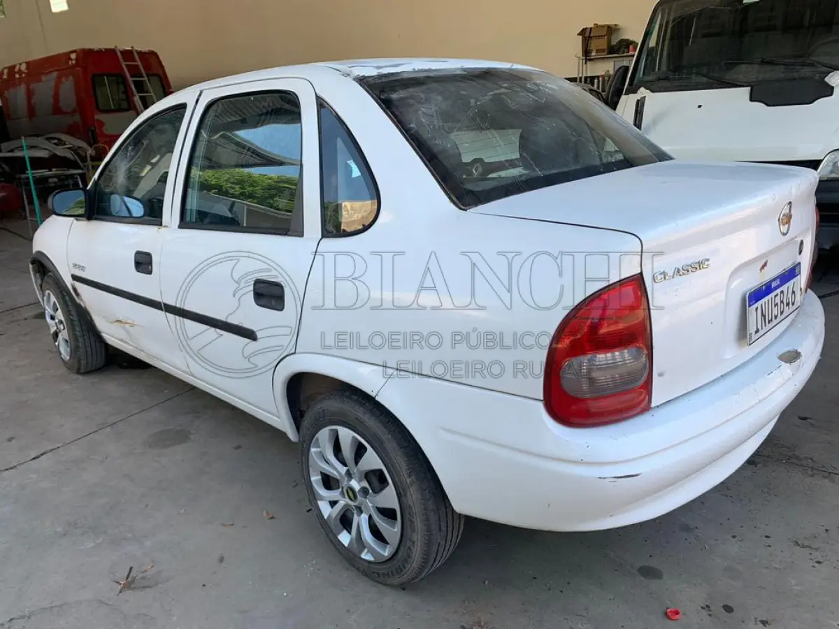 LOTE 004 - Veículo marca/modelo: GM/CLASSIC SPIRIT, Ano/modelo: 2007/2007, Placa: INU5B46, Chassi:9BGSN19907B247410, RENAVAM: 917671759, Tipo: Automóvel, Cor: Branca, Espécie: Passageiro, Veículo não está em circulação, Licenciamento válido até: 31/07/2023