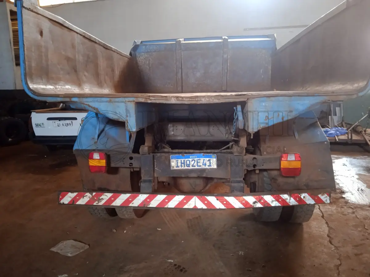LOTE 011