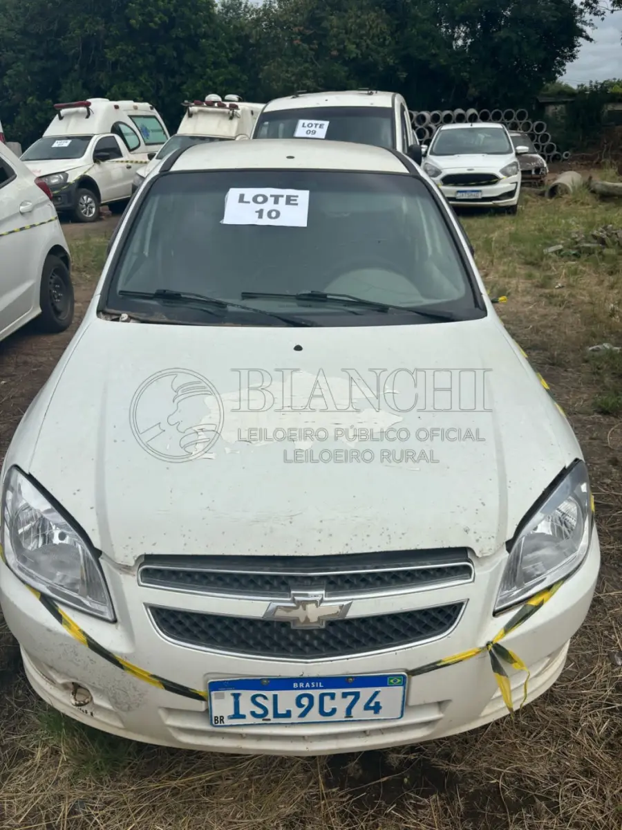 LOTE 010 - CHEVROLET/Prisma 1.4 – 2011/2012