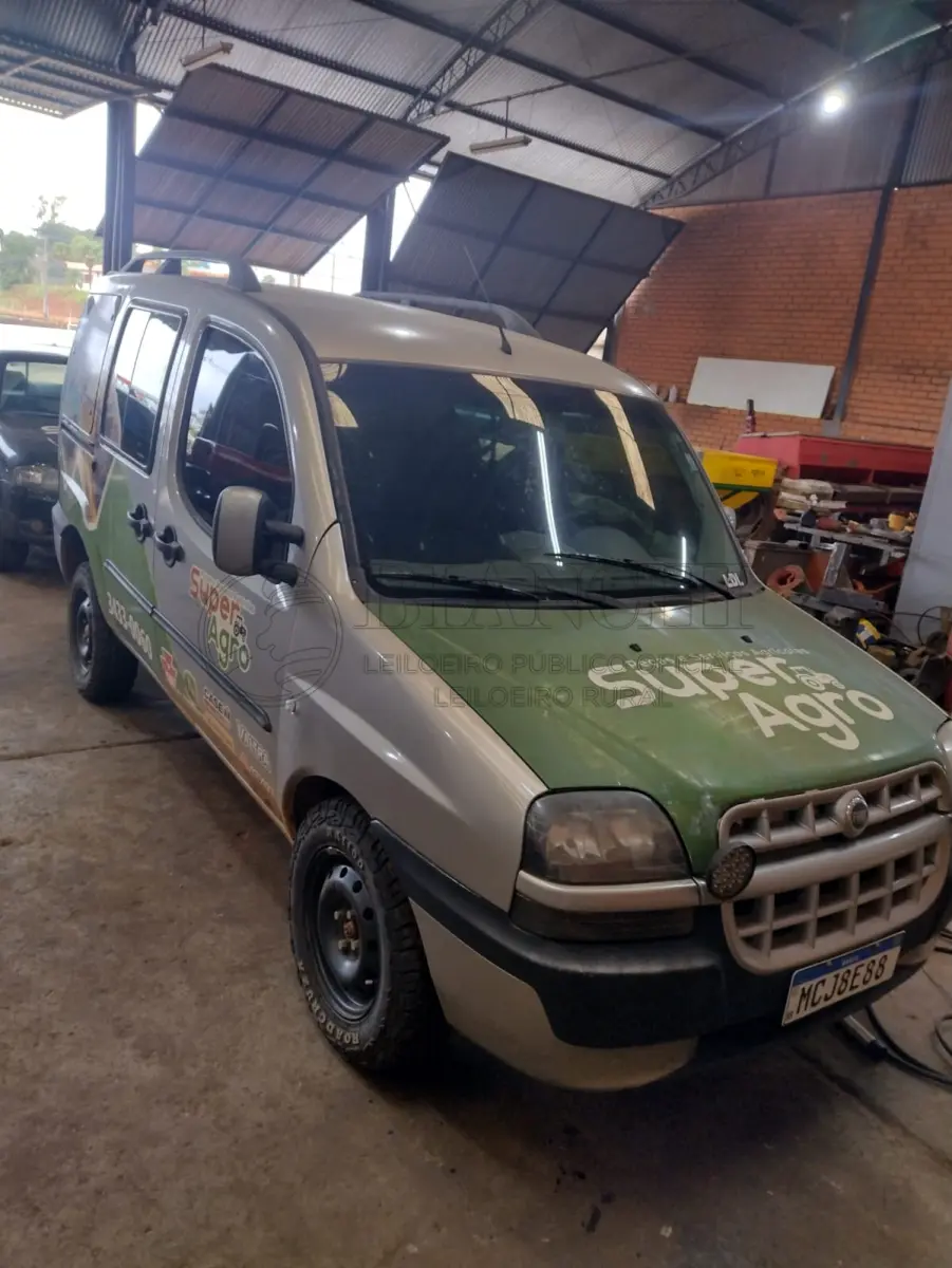 LOTE 014 - FIAT DOBLO
