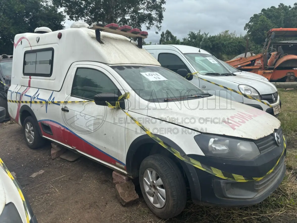 LOTE 013 - VW/Saveiro Ambulância – 2014/2015