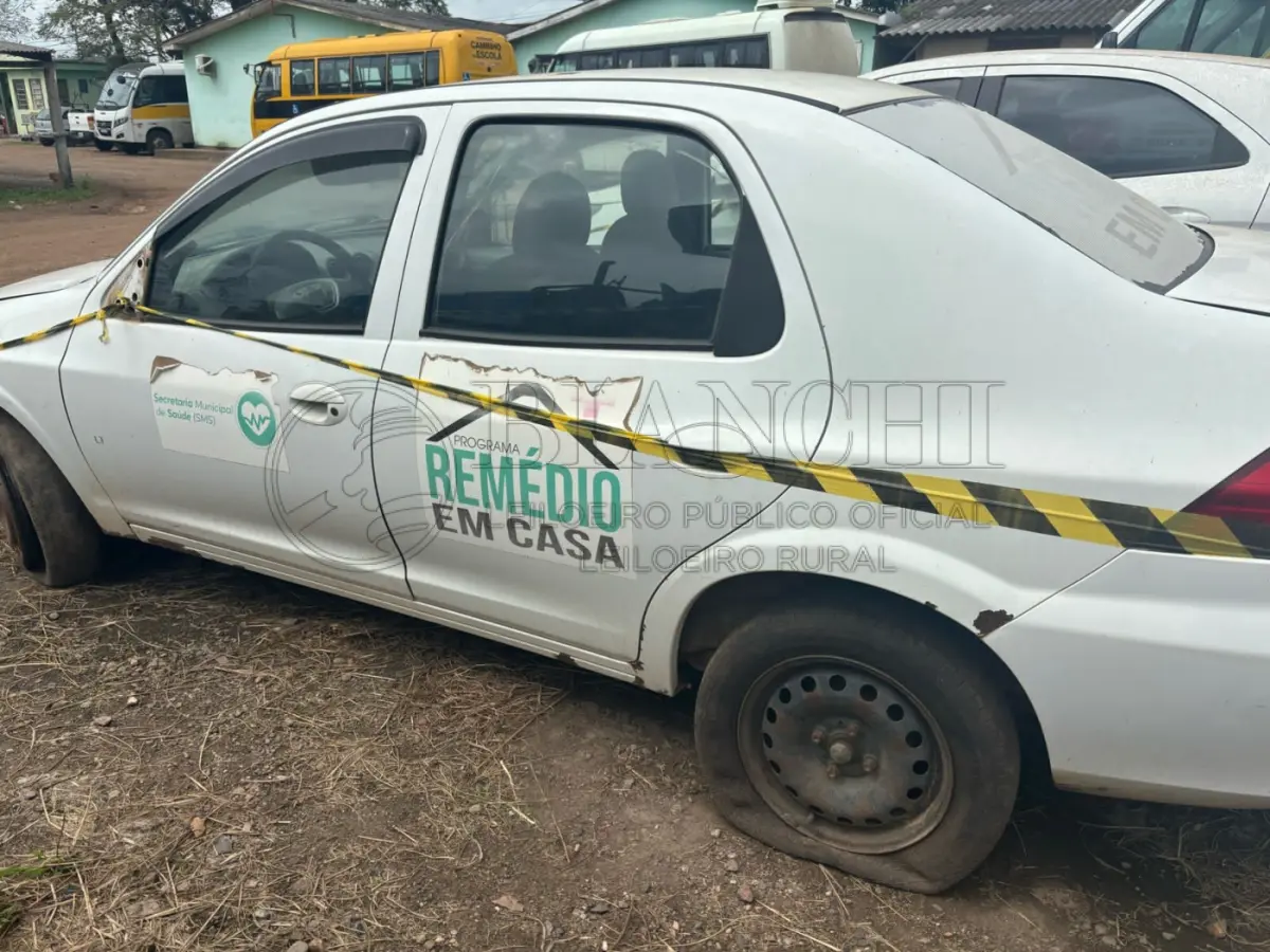 LOTE 010 - CHEVROLET/Prisma 1.4 – 2011/2012
