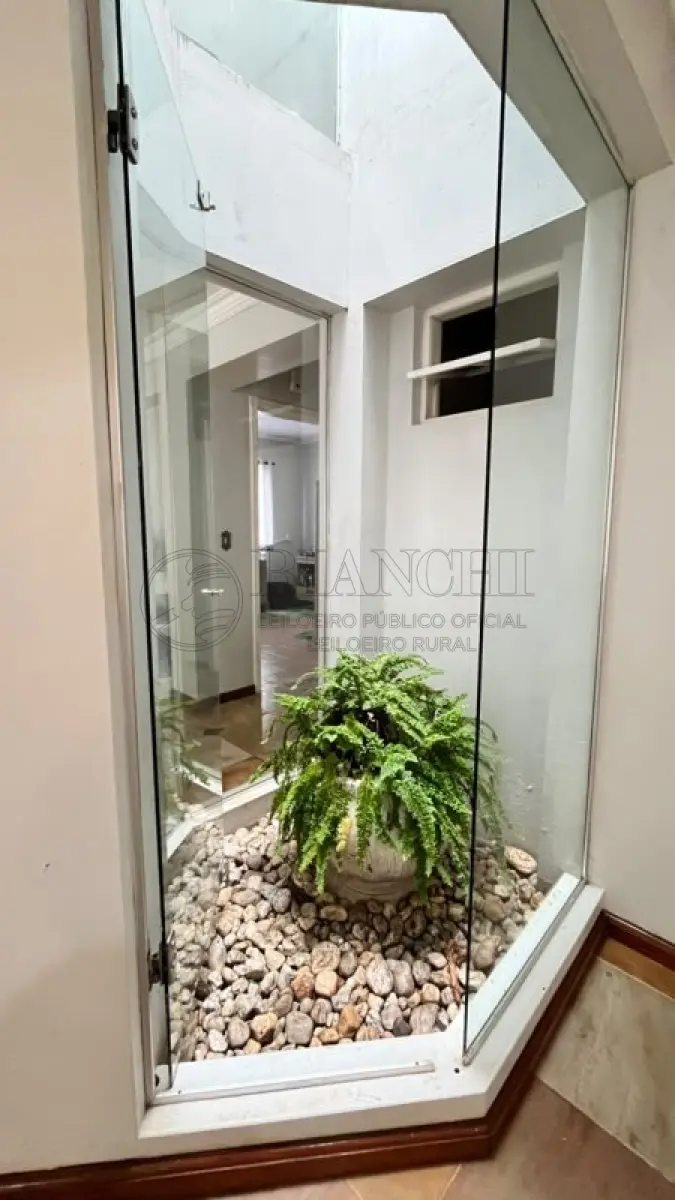 LOTE 000 - IMÓVEL RESIDENCIAL