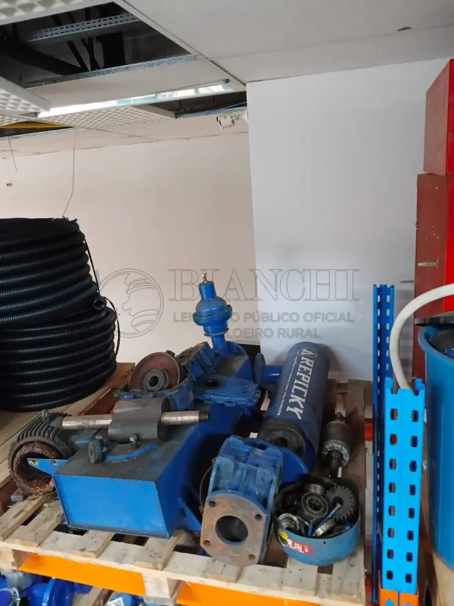 LOTE 005 - SUCATA