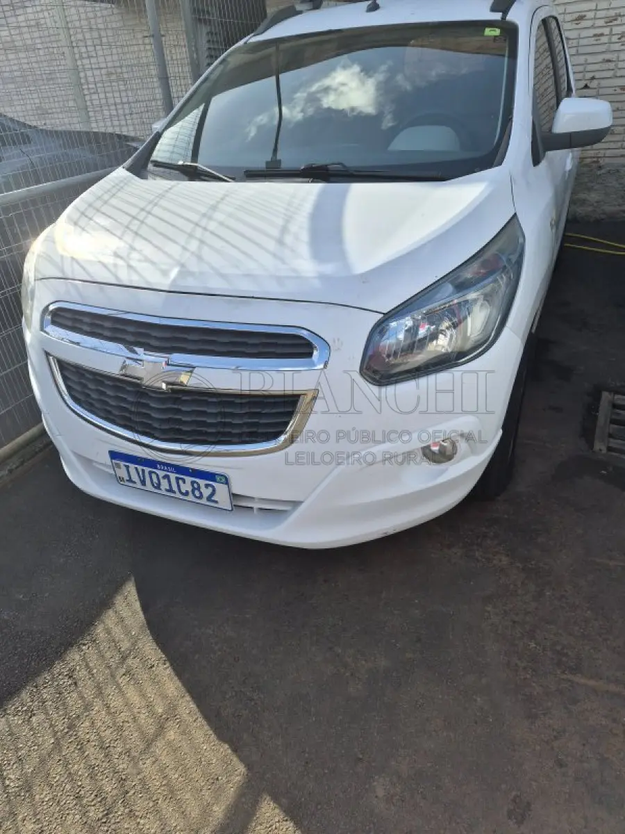 LOTE 003 - GM SPIN 1.8 LTZ 2014