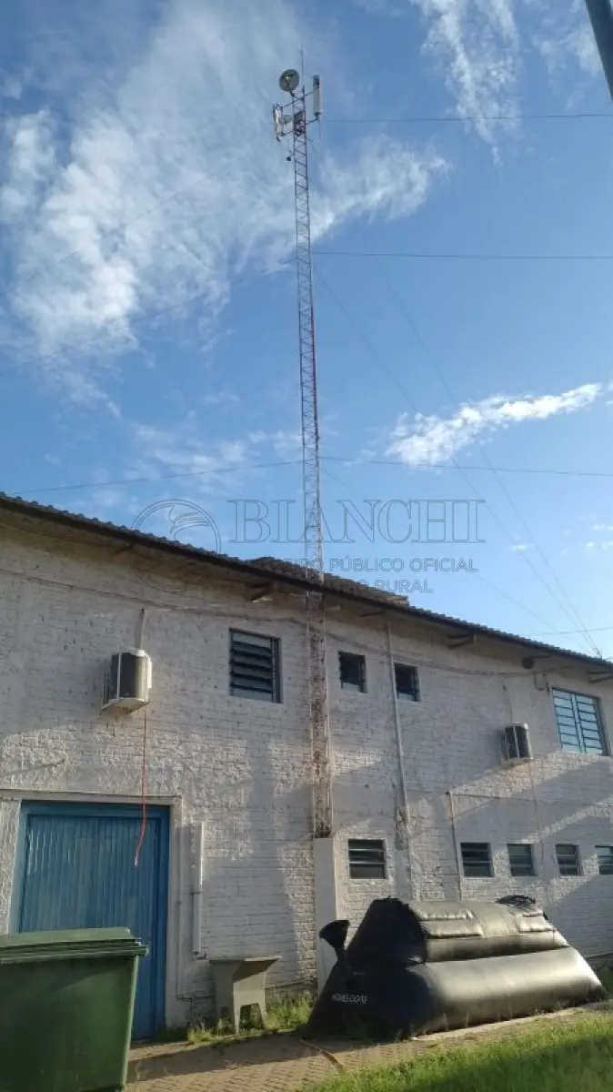 LOTE 017 - LOTE DE ANTENAS DE COMUNICAÇÃO VIA RÁDIO desinstalar e retirar no local