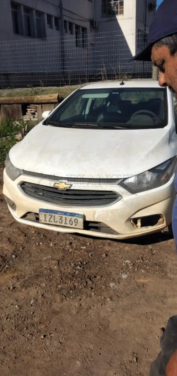 LOTE 003 - CHEVROLET/ONIX 1.4 2019/2019