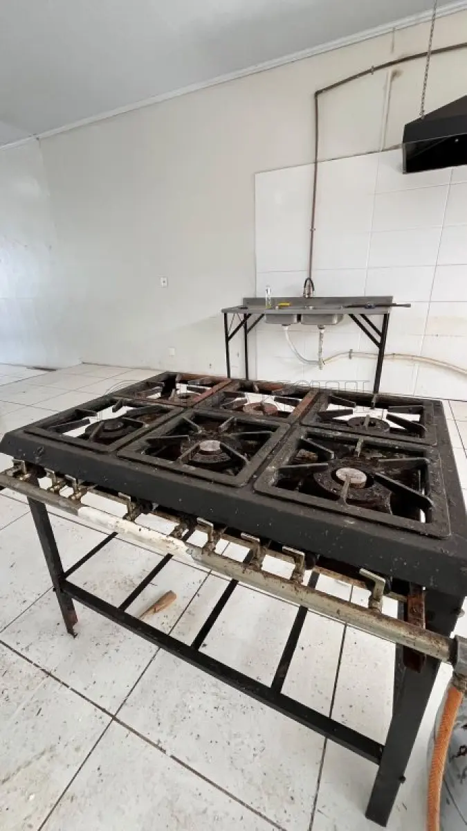 LOTE 000 - FOGÃO INDUSTRIAL