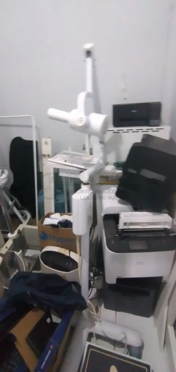 LOTE 019 - LOTE DE INFORMATIVA, CPU, MONITO, ESTABILIZADOR, CADEIRA DE DENTISTA, RAIO X