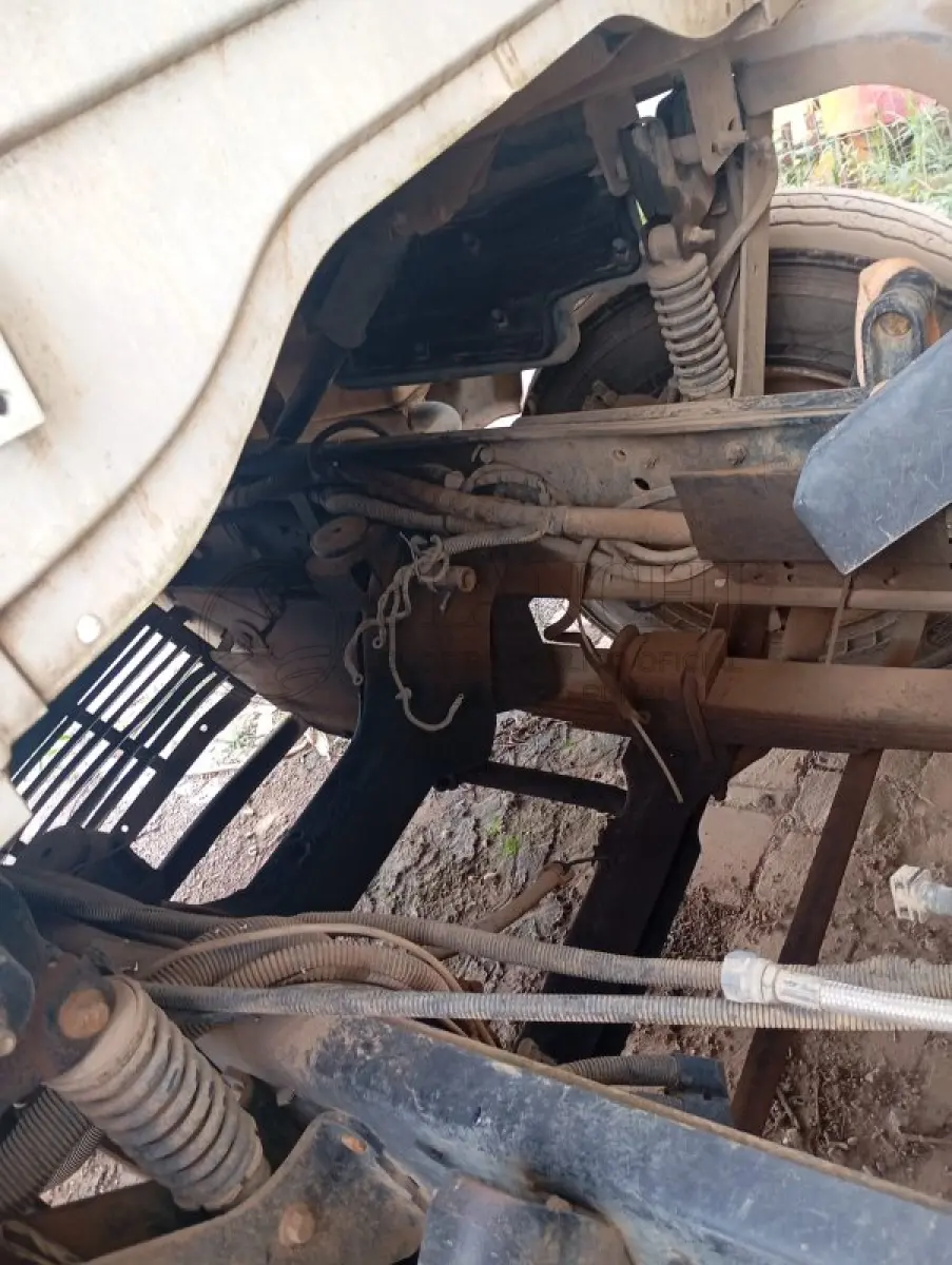 LOTE 002 - FORD/CARGO 3133 6X4 2014/2015