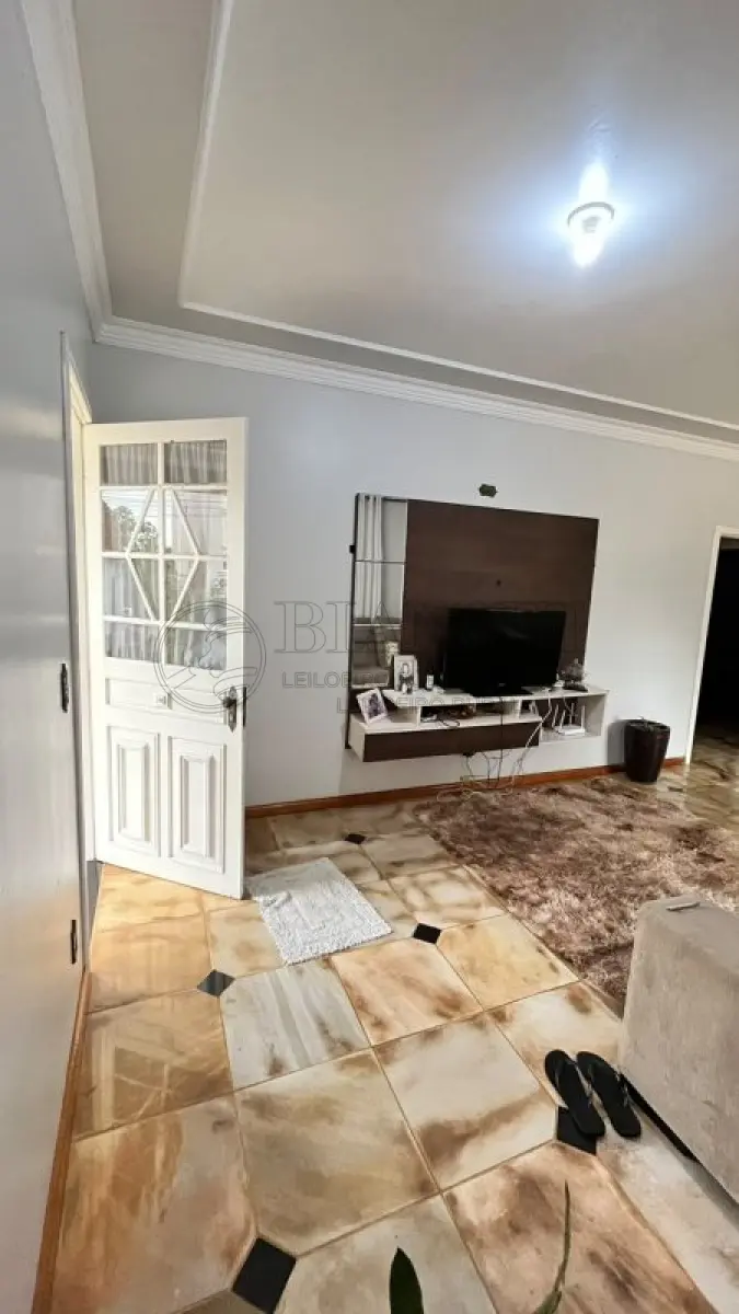 LOTE 000 - IMÓVEL RESIDENCIAL