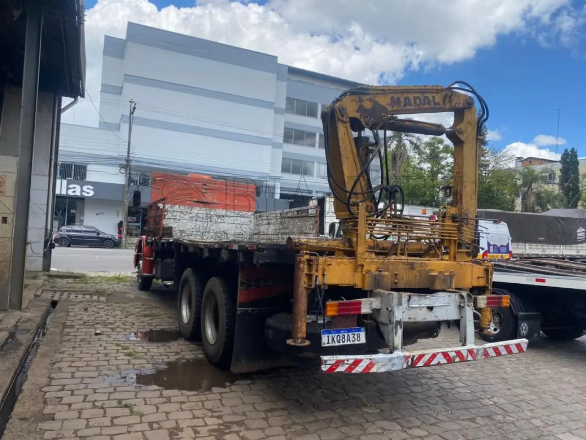 LOTE 012 - MERCEDEZ BENZ