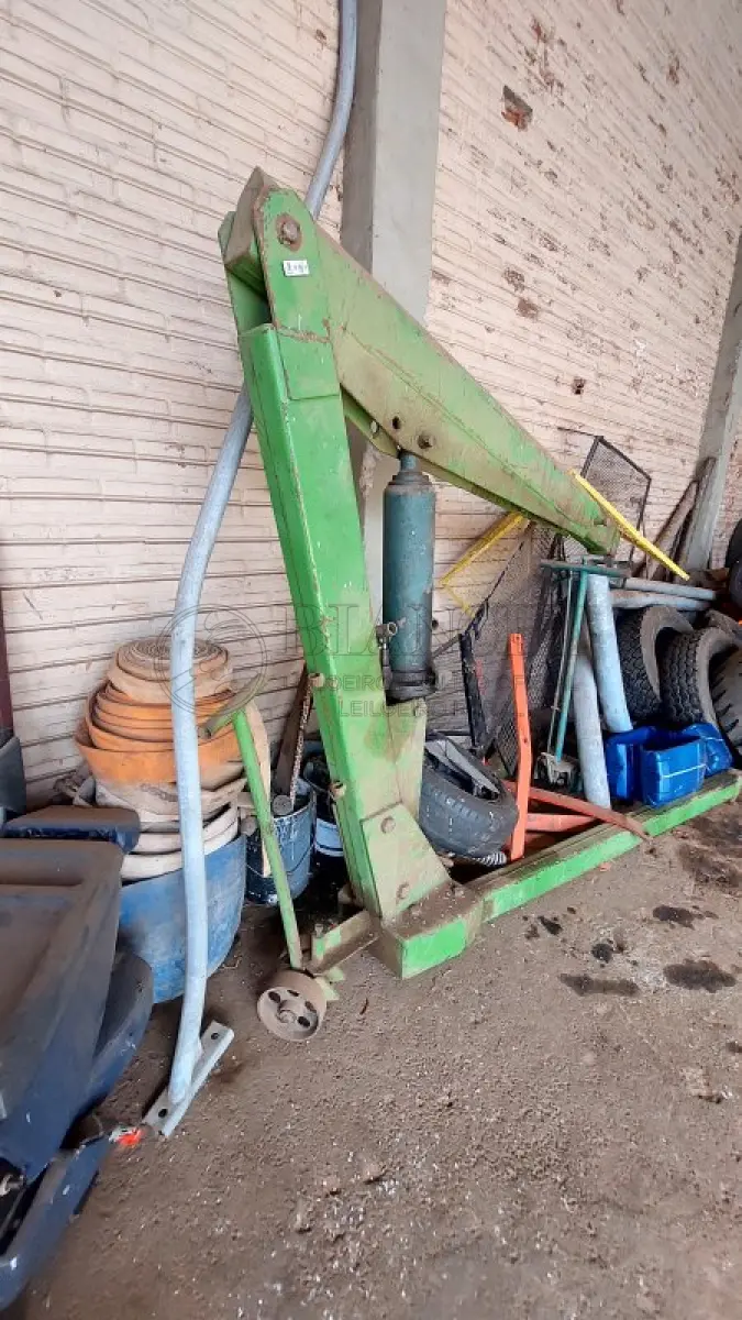 LOTE 005 - GUINCHO HIDRÁULICO VERDE