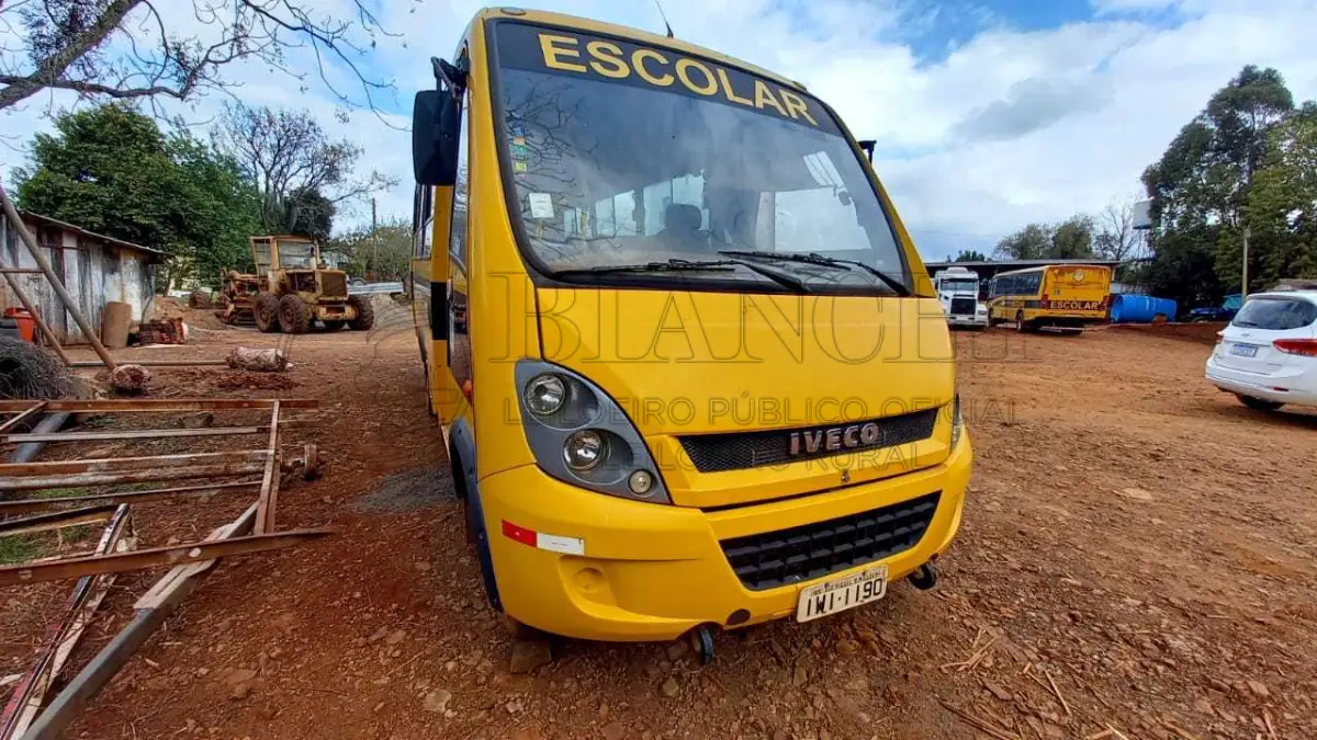 LOTE 003 -  IVECO/CITYCLASS 70C17,Ano/modelo: 2014/2014,Placa: IWI1190,Chassi: 93ZL68C01E8461902,RENAVAM: 1037718345