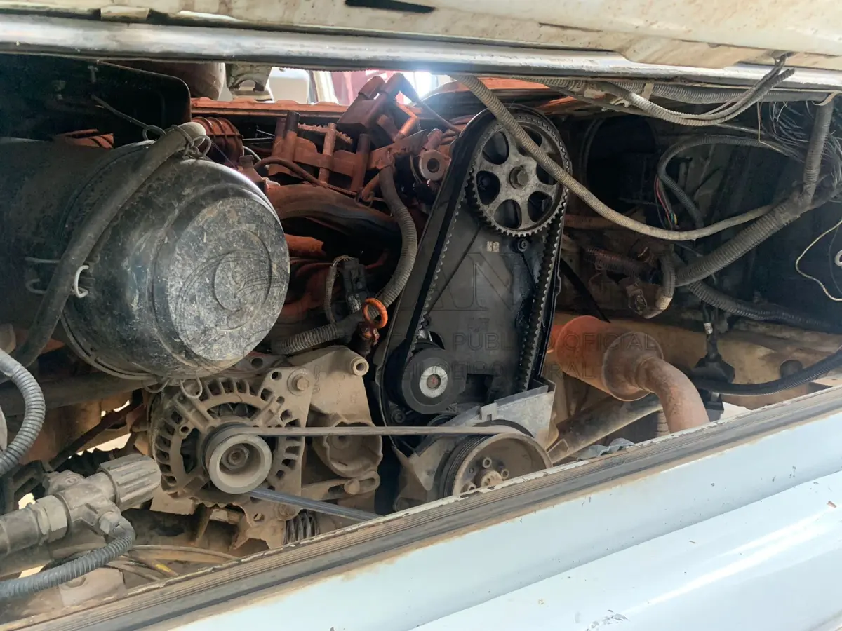 LOTE 037 - Veículo marca/modelo: VW/KOMBI FURGAO Ano/modelo: 2006/2007 Placa: INL4450 Chassi: 9BWFF07X47P005592 RENAVAM: 901262188 Registrado em: PORTO ALEGRE Tipo: Caminhonete Cor: Branca Espécie: Carga Veículo está: Em circulação, Ipva e regularização do kit gnv por conta do arrematante, NAO funciona sem módulo