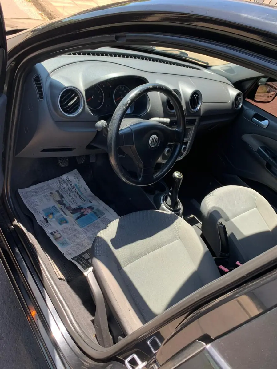 LOTE 006 - Veículo marca/modelo: VW/VOYAGE 1.0, Ano/modelo: 2011/2012, Placa: ISP7G60, Chassi: 9BWDA05U1CT157958, RENAVAM: 406518890, Registrado em: ALVORADA, Tipo: Automóvel, Cor: Preta, Espécie: Passageiro, Veículo está: Em circulação, Licenciamento válido até: 31/07/2023, OUTRAS INFORMAÇÕES DO VEÍCULO, Descrição: 008004 Recuperado de sinistro, Origem: N/D, Número do CSV: 10145989392022