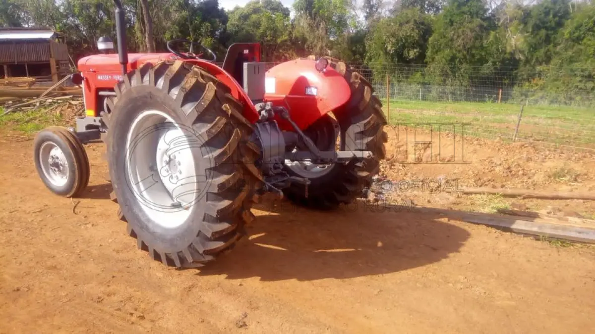 LOTE 017 - Massey. Ferguson 55x ano 1975