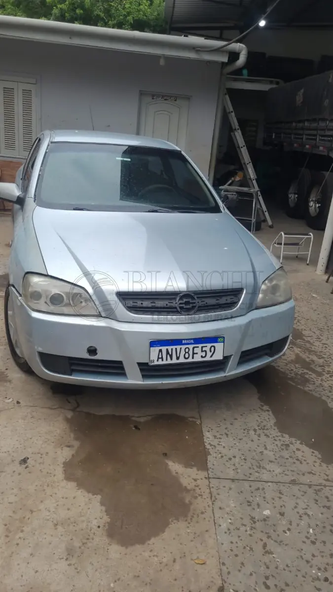 LOTE 001 - Veículo marca/modelo: GM/ASTRA HB 2P ADVANTAGE, Ano/modelo: 2006/2007, Placa: ANV8F59, Chassi: 9BGTR08W07B108794, RENAVAM: 887435521,  Tipo: Automóvel, Cor: Prata, Espécie: Passageiro, Veículo está: Em circulação, Licenciamento válido até: 31/07/2023