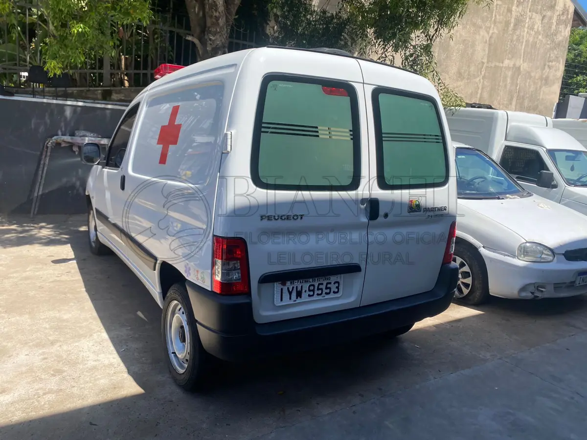 LOTE 003 - Veículo marca/modelo: I/PEUGEOT PART F TCA AMB, Ano/modelo: 2018/2019, Placa: IYW9553, Chassi: 8AEGCNFN8KG511058, RENAVAM: 1171405046, Tipo: Caminhonete, Cor: Branca, Espécie: Especial, Veículo está: Em circulação, Licenciamento válido até: 30/06/2024