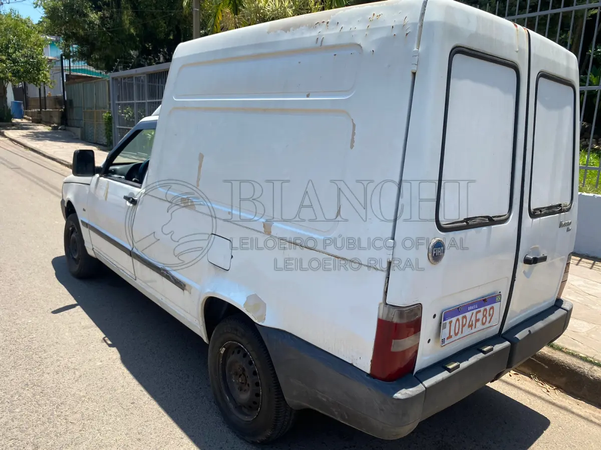 LOTE 009 - Veículo marca/modelo: FIAT/FIORINO FLEX, Ano/modelo: 2008/2008, Placa: IOP4F89, Chassi: 9BD25504988831114, RENAVAM: 958309280,  Tipo: Caminhonete, Cor: Branca, Espécie: Carga, Veículo está: Em circulação, Licenciamento válido até: 31/07/2022