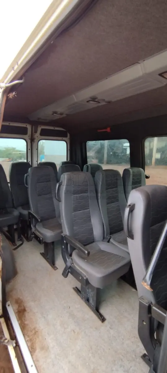 LOTE 001 - 01 Veículo marca/modelo: FIAT/DUCATO MC TCA MIC, Ano/modelo: 2016/2016, Placa: IXG3723, Chassi: 93W245H3RG2160075, RENAVAM: 1087282621, Registrado em: SETE DE SETEMBRO, Tipo: Microônibus, Cor: Branca, Espécie: Passageiro, Veículo está: Em circulação, Licenciamento válido até: 30/06/2024