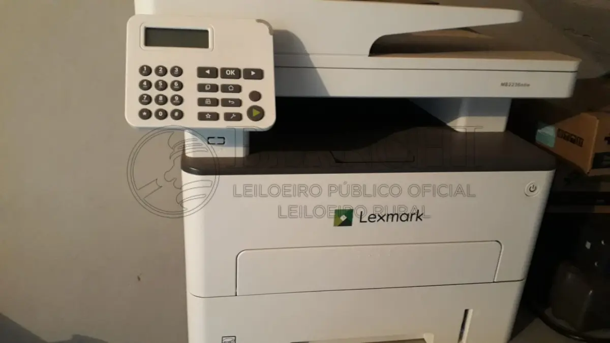 LOTE 003 - 01 lote de Informática (  impressora , CPU's diversos, ventiladores de teto, caixas de som, nobreaks/ estabilizadores equipamentos diversos (DVD, GPS, leitora, computador interativo, projetor, switch), climatizadores de ar)