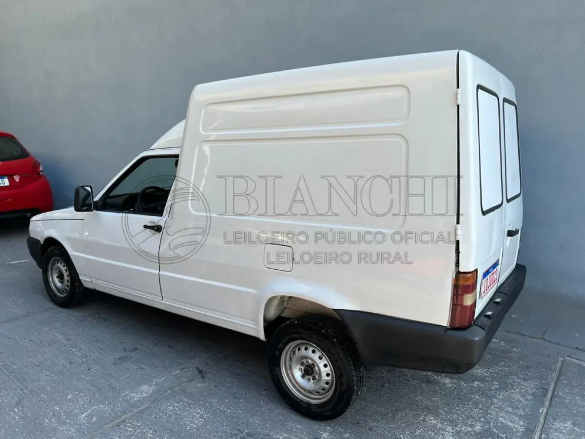 LOTE 017 - Veículo marca/modelo: FIAT/FIORINO FLEX  Ano/modelo: 2009/2010  Placa: IQJ0D22  Chassi: 9BD255049A8872410  RENAVAM: 180778463  Registrado em: ESTEIO  Tipo: Caminhonete  Cor: Branca  Espécie: Carga  Veículo está: Em circulação  Licenciamento válido até: 30/06/2022