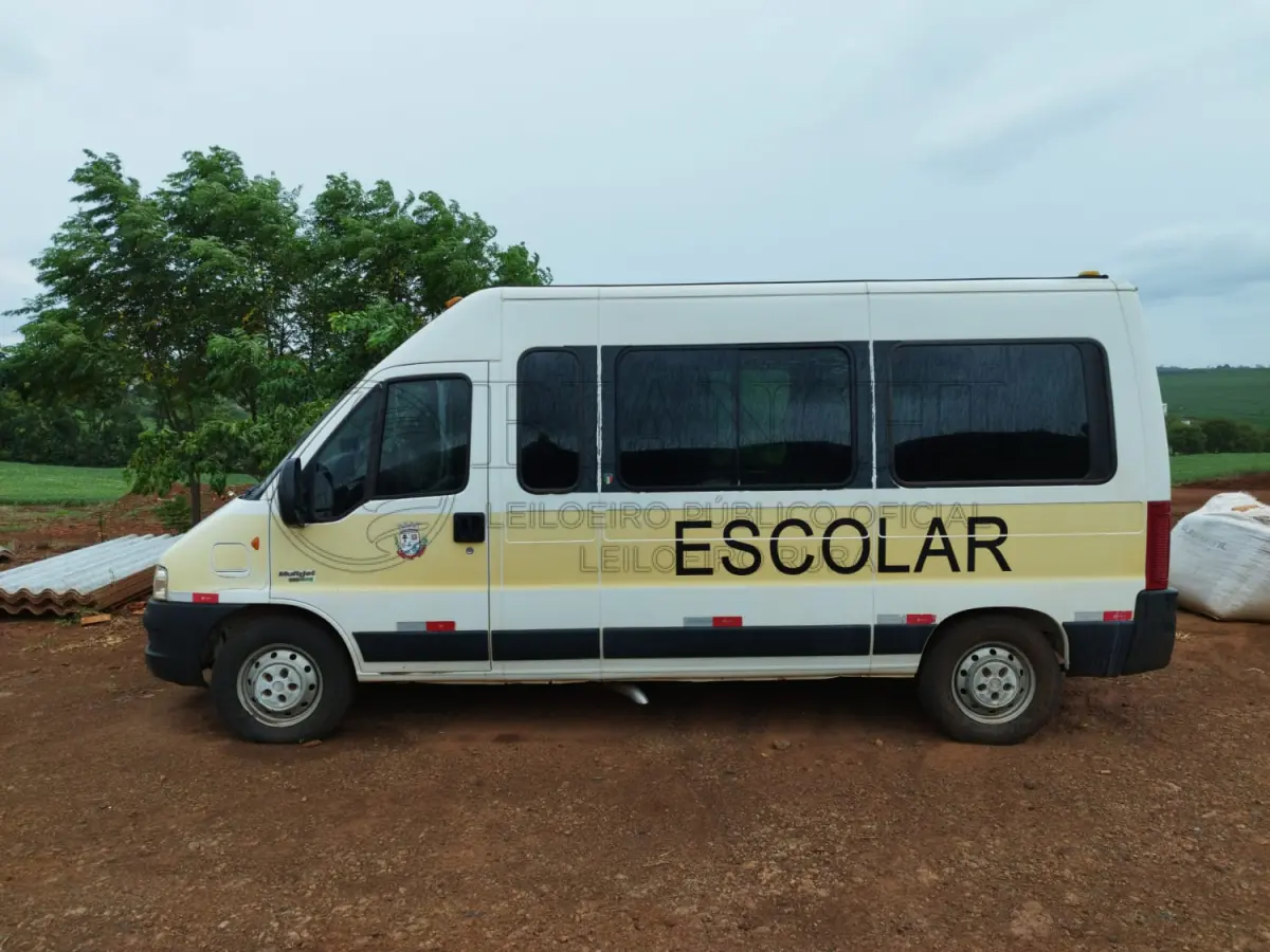 LOTE 001 - 01 Veículo marca/modelo: FIAT/DUCATO MC TCA MIC, Ano/modelo: 2016/2016, Placa: IXG3723, Chassi: 93W245H3RG2160075, RENAVAM: 1087282621, Registrado em: SETE DE SETEMBRO, Tipo: Microônibus, Cor: Branca, Espécie: Passageiro, Veículo está: Em circulação, Licenciamento válido até: 30/06/2024