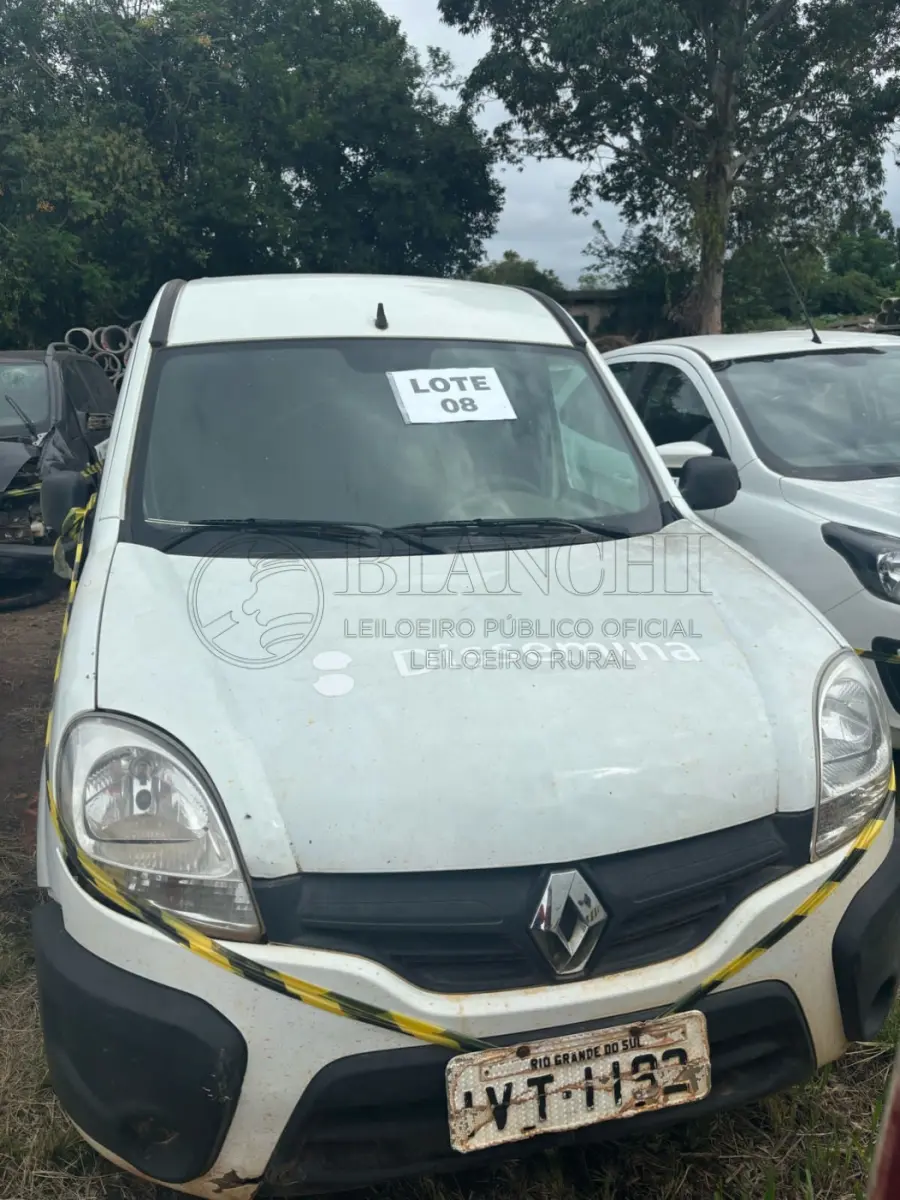 LOTE 008 - Caminhonete Furgão RENAULT KGOO EXPRESS – 2014/2015
