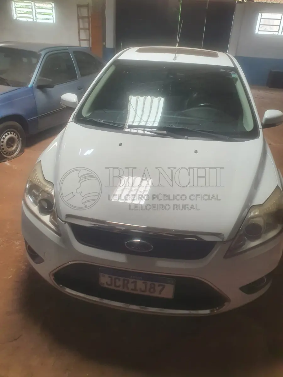 LOTE 001 - FORD FOCUS TI