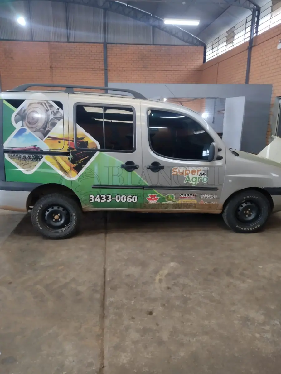 LOTE 014 - FIAT DOBLO
