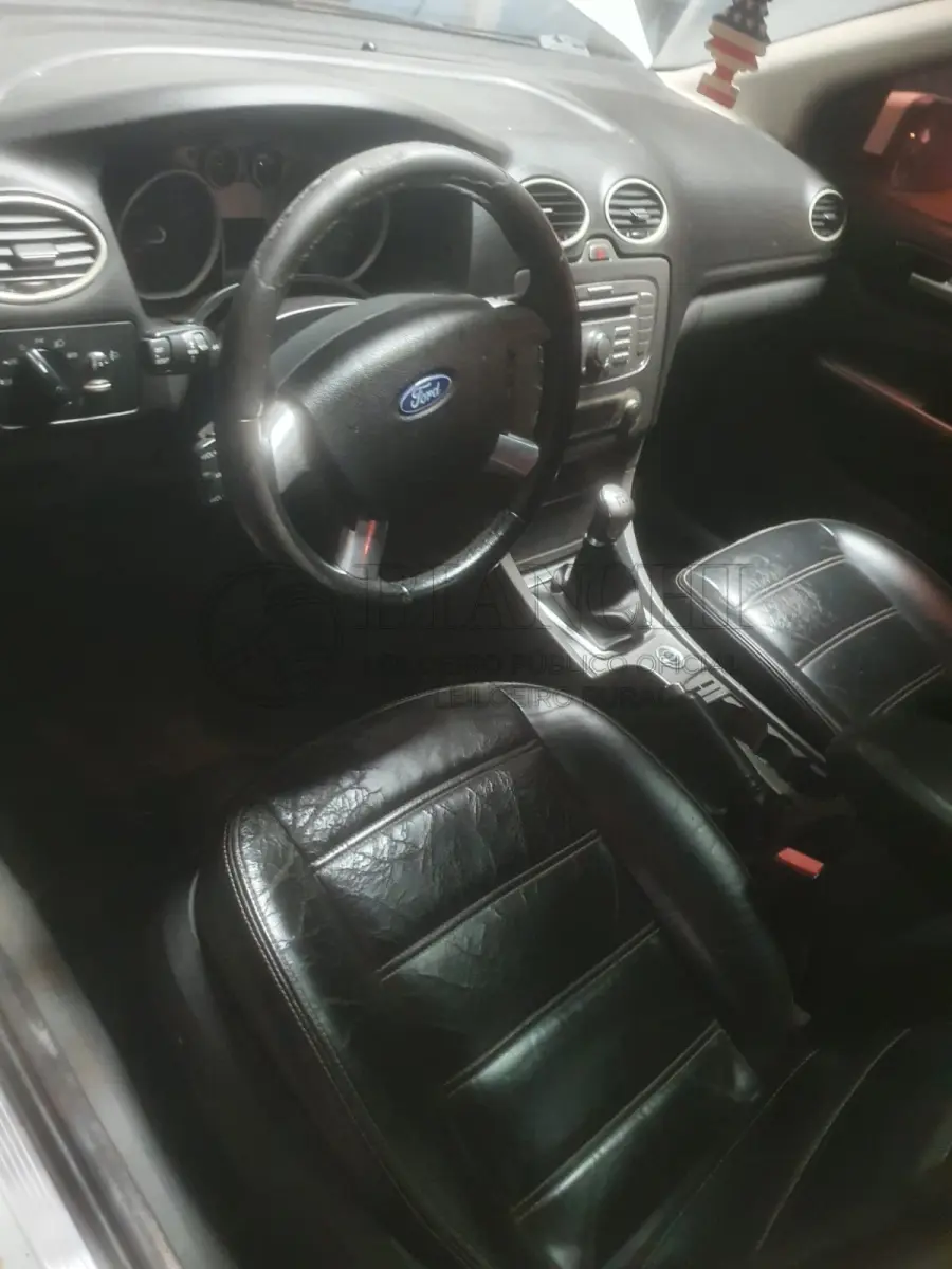 LOTE 001 - FORD FOCUS TI