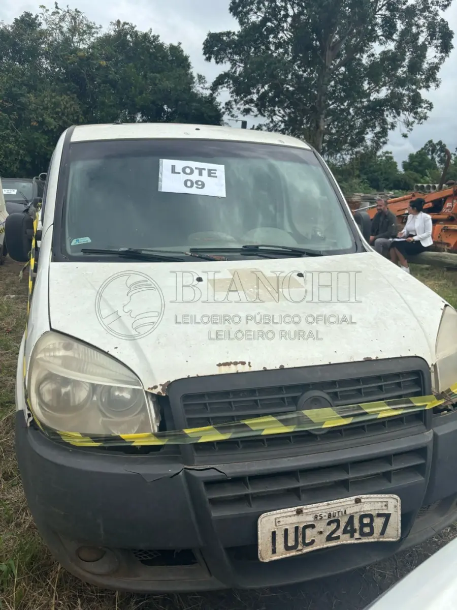 LOTE 009 - Ambulância FIAT/Doblo JAEDI