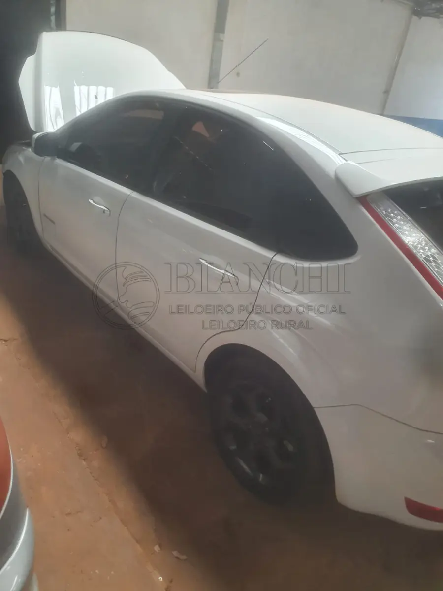 LOTE 001 - FORD FOCUS TI