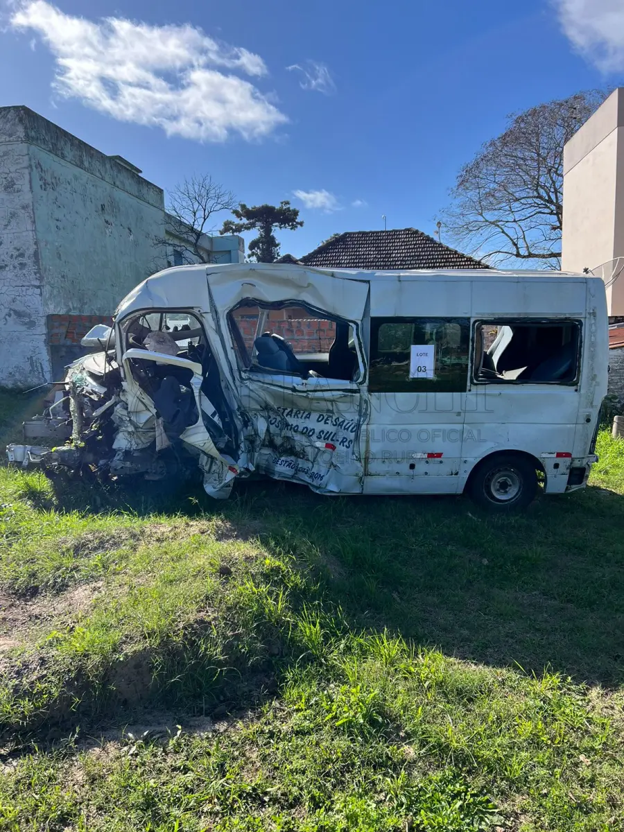 LOTE 003 - Renault / Master Jaedi Tur
ANO: 2014/2015
