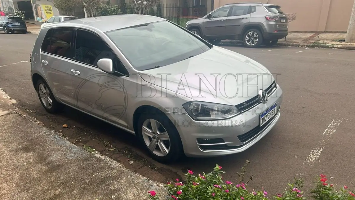 LOTE 003 - I/VW GOLF HIGHLINE AA 2013/2014