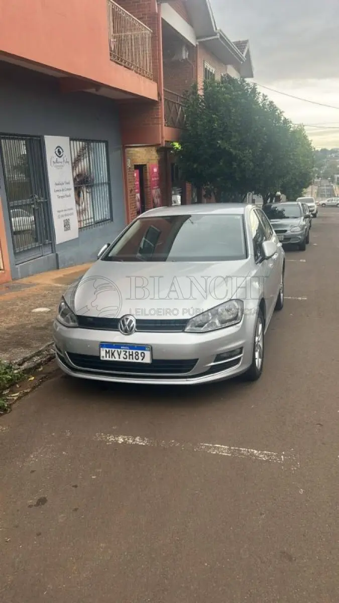 LOTE 003 - I/VW GOLF HIGHLINE AA 2013/2014