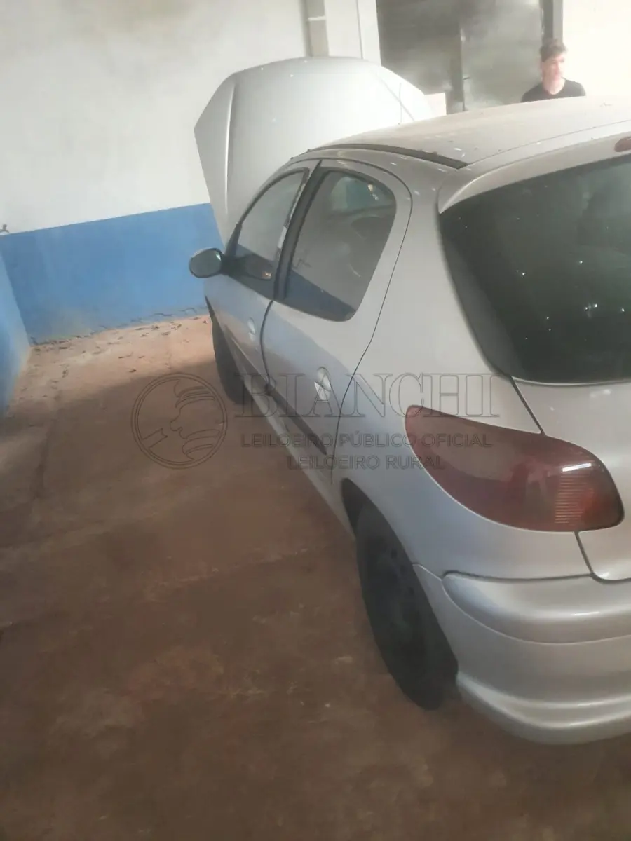 LOTE 001 - PEUGEOT/206 ANO 2005