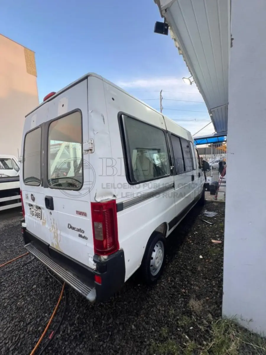 LOTE 003 - AMBULÂNCIA DUCATO 2016