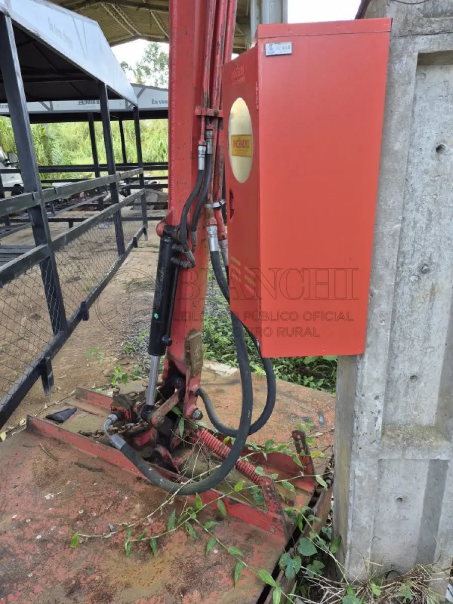 LOTE 015 - ROÇADEIRA HIDRAULICA