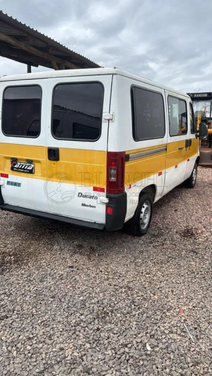 LOTE 011 - DUCATO